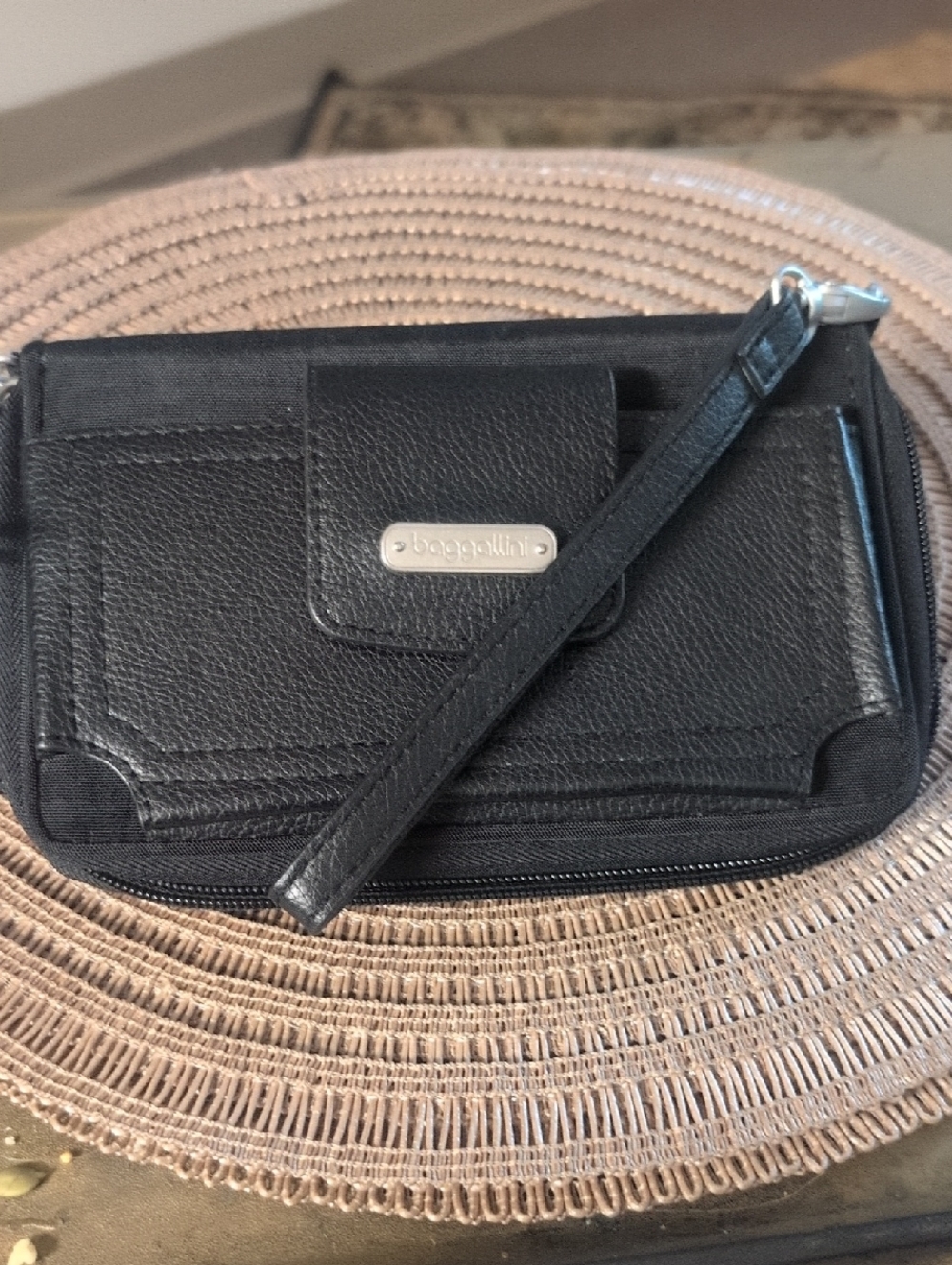 Baggallini Black Pebbled Leather  And Canvas Wristlet with Removable Strap